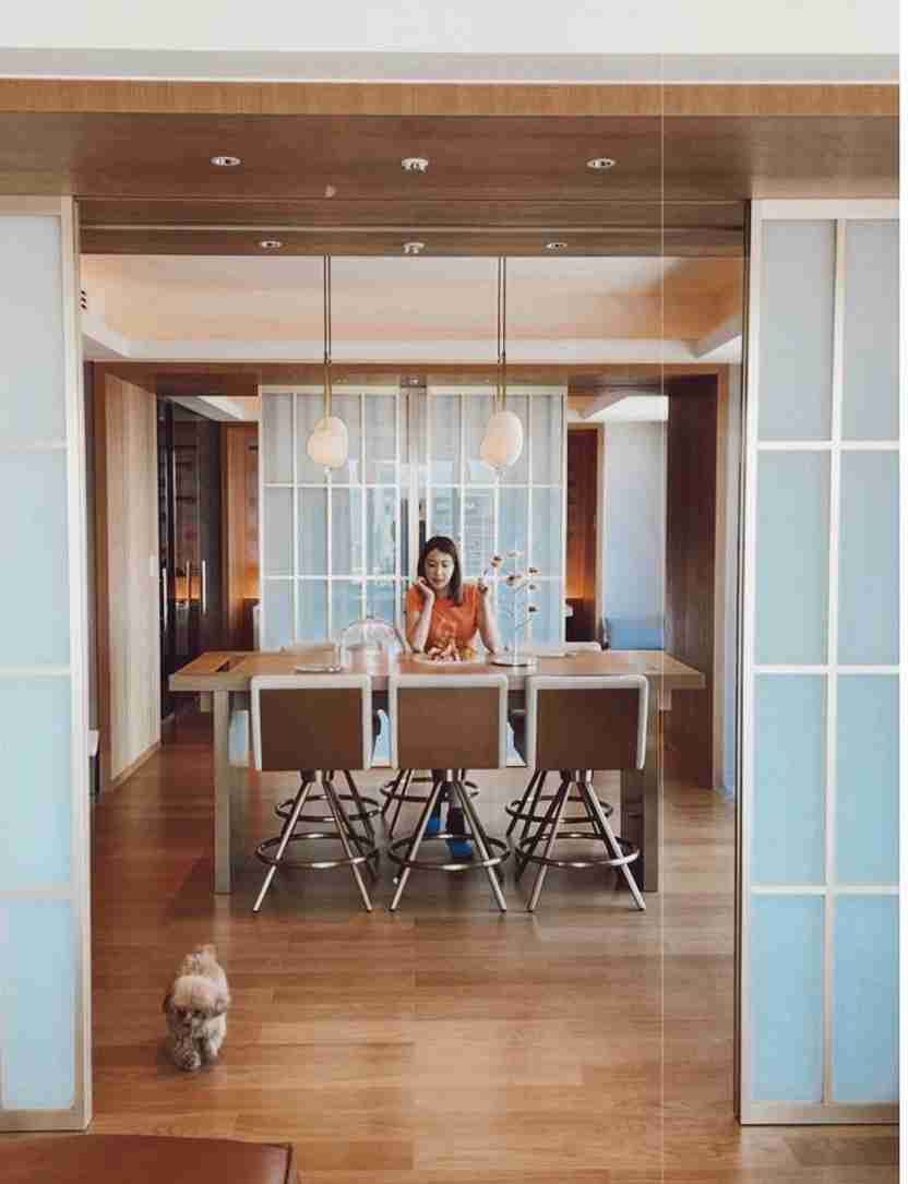 紗栄子、お腹見せコーデで美くびれを披露「いつも可愛い」の声