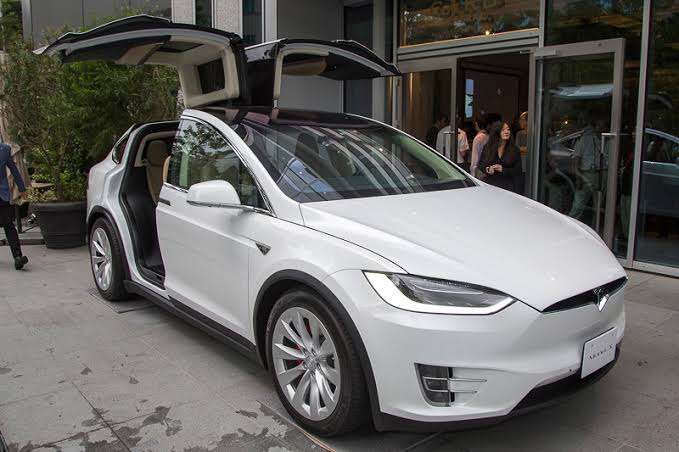 車のデザイン、今と昔どっちが好き❓