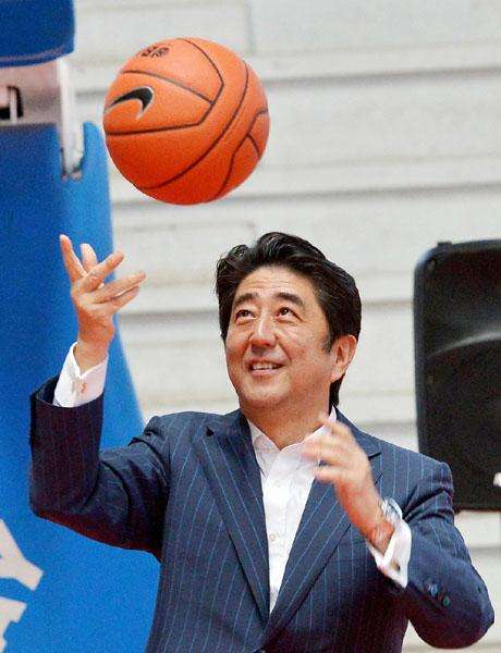 菅義偉前首相 安倍元首相は「寂しがり屋でもありました」、銃撃の一報受け「そばにいてやりたい」と奈良へ