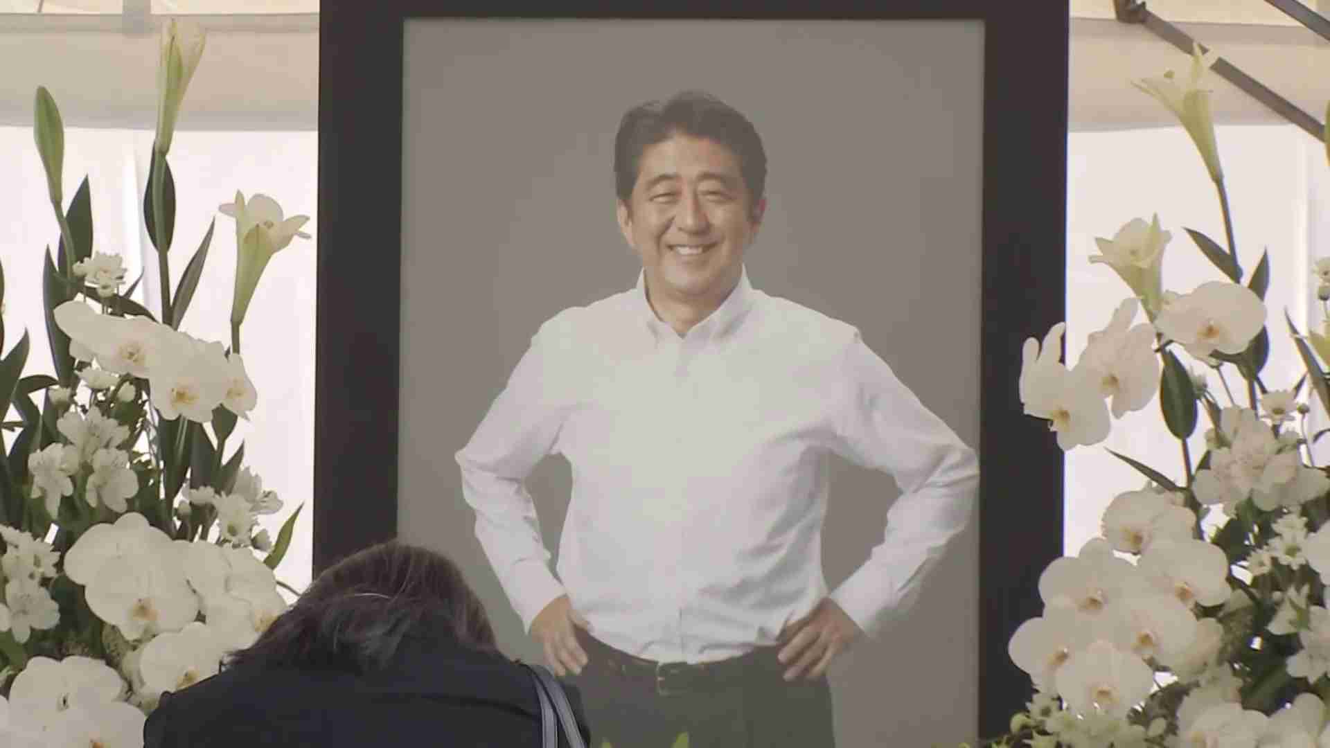 菅義偉前首相 安倍元首相は「寂しがり屋でもありました」、銃撃の一報受け「そばにいてやりたい」と奈良へ