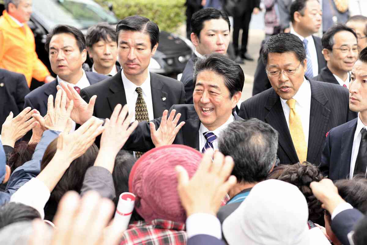菅義偉前首相　安倍元首相は「寂しがり屋でもありました」、銃撃の一報受け「そばにいてやりたい」と奈良へ