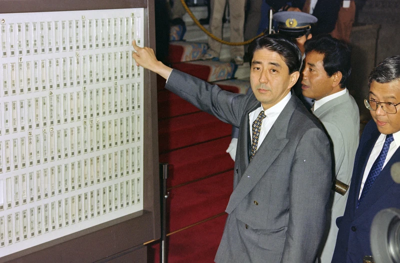 菅義偉前首相　安倍元首相は「寂しがり屋でもありました」、銃撃の一報受け「そばにいてやりたい」と奈良へ