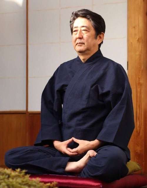 菅義偉前首相　安倍元首相は「寂しがり屋でもありました」、銃撃の一報受け「そばにいてやりたい」と奈良へ