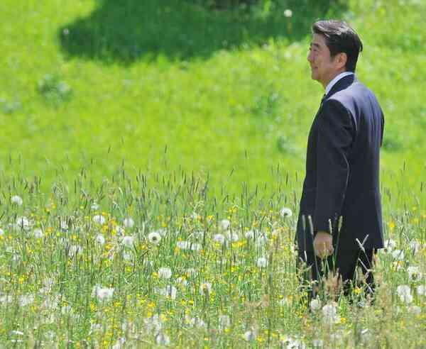 菅義偉前首相　安倍元首相は「寂しがり屋でもありました」、銃撃の一報受け「そばにいてやりたい」と奈良へ