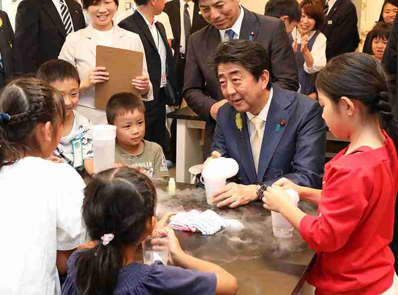 菅義偉前首相　安倍元首相は「寂しがり屋でもありました」、銃撃の一報受け「そばにいてやりたい」と奈良へ