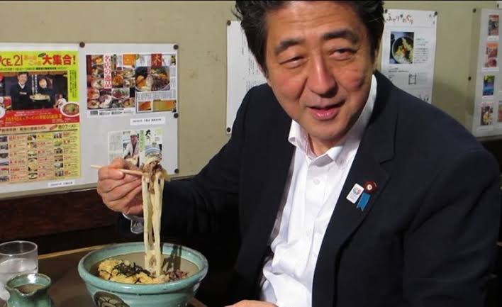 菅義偉前首相 安倍元首相は「寂しがり屋でもありました」、銃撃の一報受け「そばにいてやりたい」と奈良へ