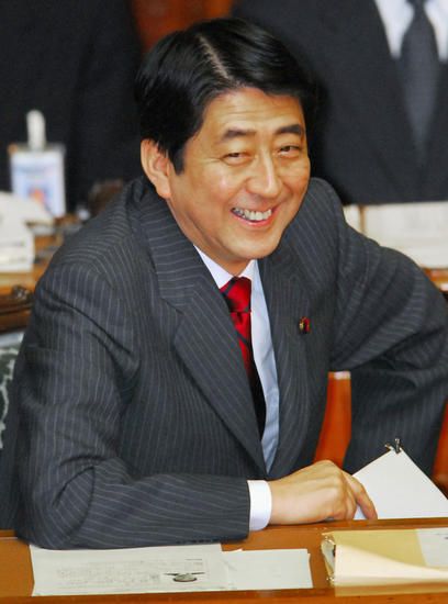 菅義偉前首相　安倍元首相は「寂しがり屋でもありました」、銃撃の一報受け「そばにいてやりたい」と奈良へ
