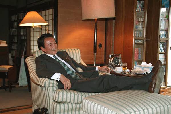 菅義偉前首相 安倍元首相は「寂しがり屋でもありました」、銃撃の一報受け「そばにいてやりたい」と奈良へ