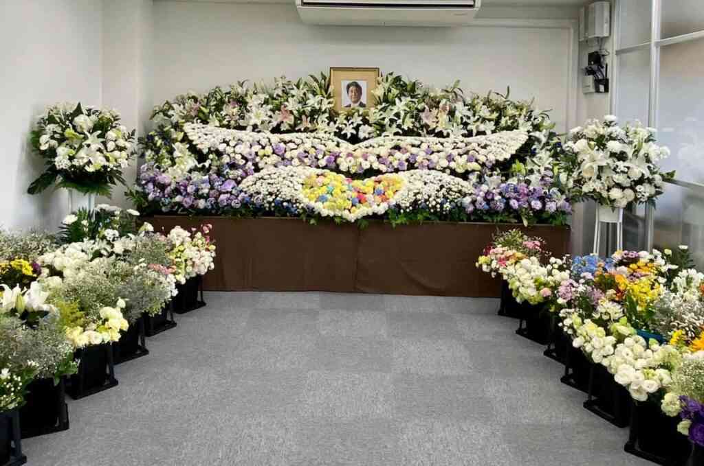 菅義偉前首相 安倍元首相は「寂しがり屋でもありました」、銃撃の一報受け「そばにいてやりたい」と奈良へ