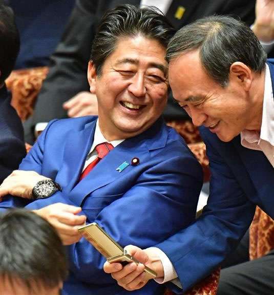 菅義偉前首相　安倍元首相は「寂しがり屋でもありました」、銃撃の一報受け「そばにいてやりたい」と奈良へ