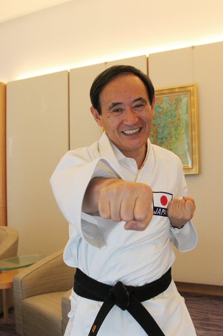菅義偉前首相　安倍元首相は「寂しがり屋でもありました」、銃撃の一報受け「そばにいてやりたい」と奈良へ