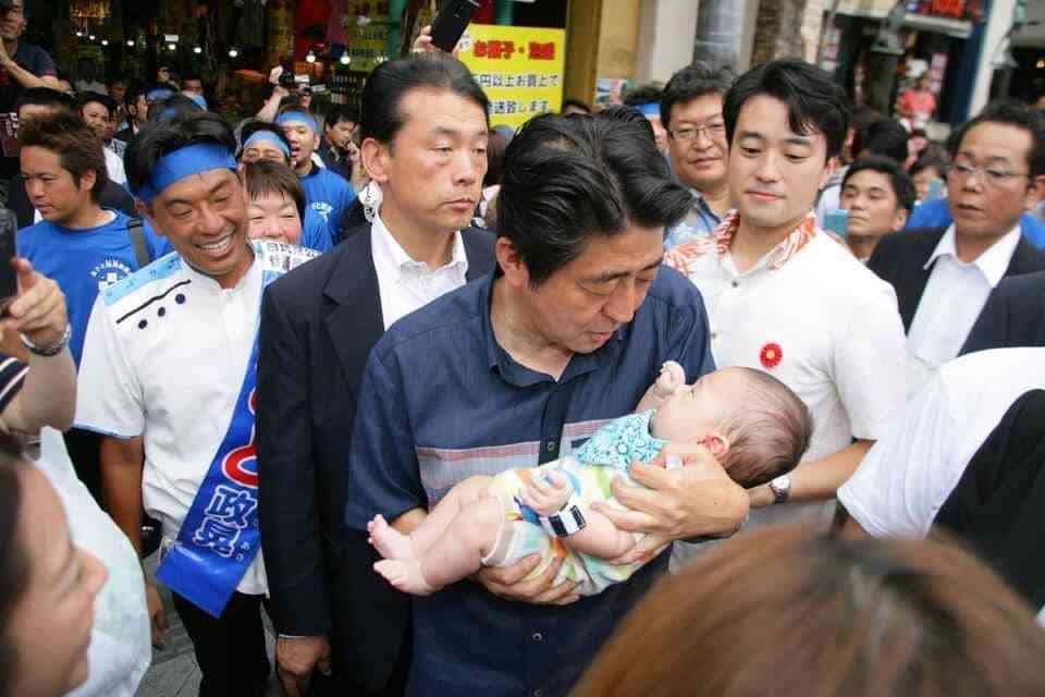 菅義偉前首相 安倍元首相は「寂しがり屋でもありました」、銃撃の一報受け「そばにいてやりたい」と奈良へ