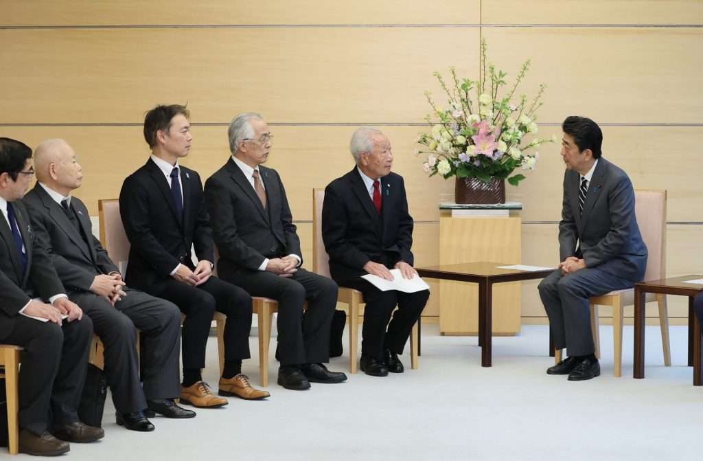菅義偉前首相　安倍元首相は「寂しがり屋でもありました」、銃撃の一報受け「そばにいてやりたい」と奈良へ