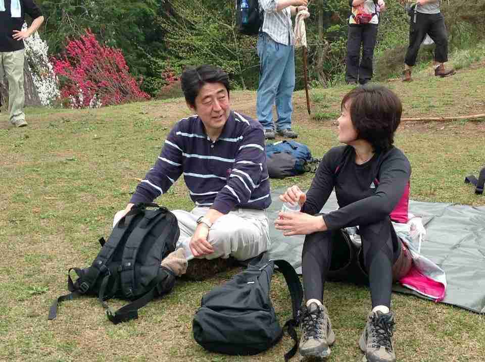 菅義偉前首相 安倍元首相は「寂しがり屋でもありました」、銃撃の一報受け「そばにいてやりたい」と奈良へ