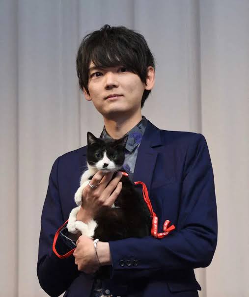 色白だと思う芸能人は？