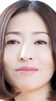 色白だと思う芸能人は？
