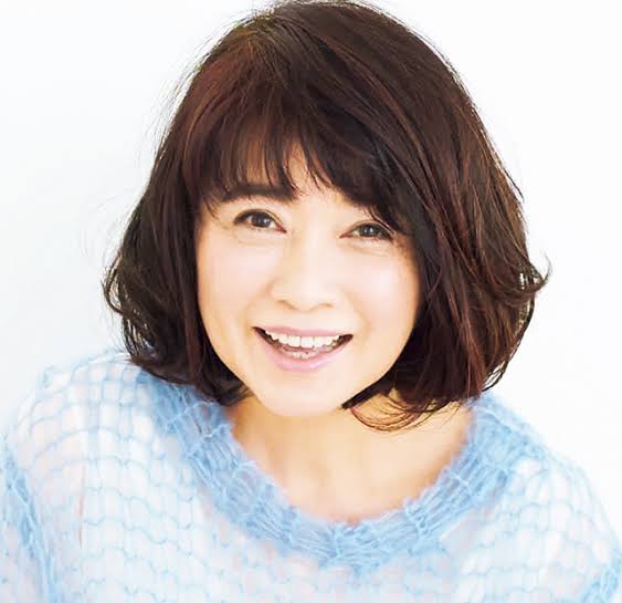 風吹ジュン、70歳最新ショットの美しさに衝撃…茶髪のロングヘア＆艶美肌で奇跡の美貌