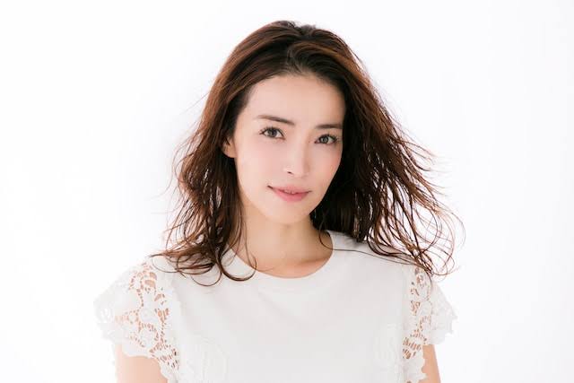 【画像】沖縄出身の美人・イケメン芸能人が見たいpart2