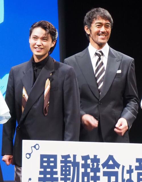 阿部寛 撮影中ポケットにクワガタ「小さかったので、入れておこうと」