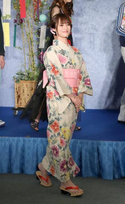 【画像トピ】明日は七夕 いろんな芸能人 有名人の浴衣の画像が集まるトピ