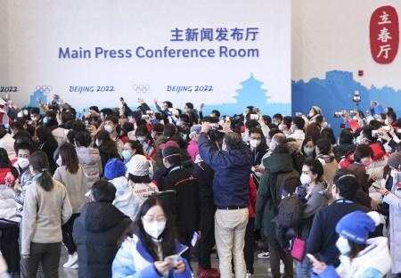 羽生結弦が「決意表明」 明日19日午後5時会見