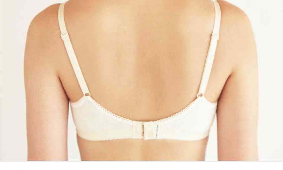 白Tでも透けないブラって？ 女性約100人調査「白T、白ボトムスの透け対策」