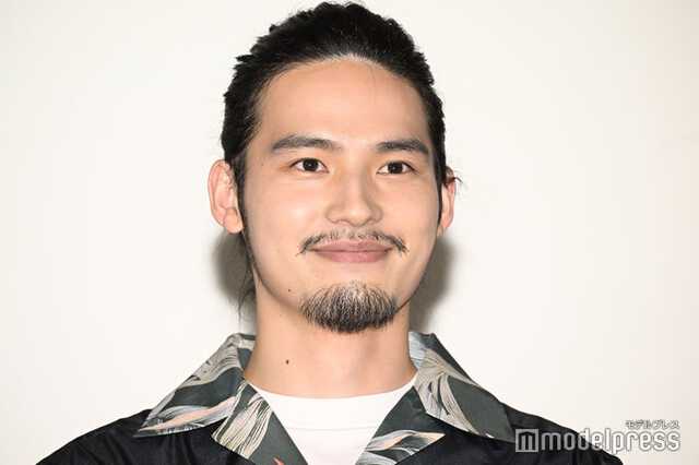 男性芸能人の髭、似合ってたら+ボタンを押すトピPart7