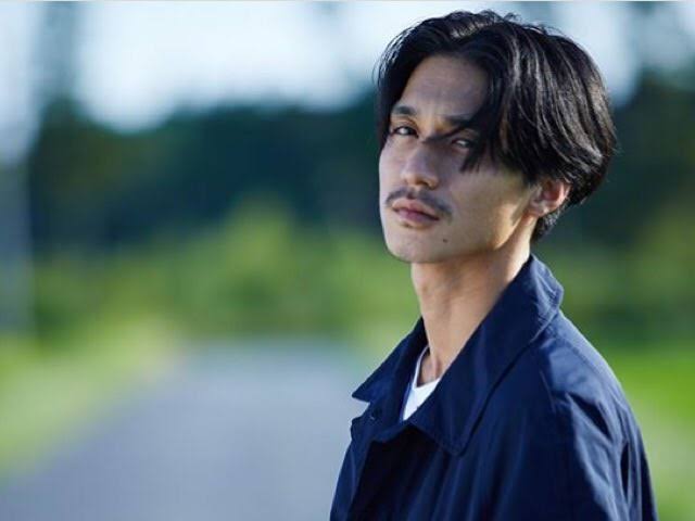 男性芸能人の髭、似合ってたら+ボタンを押すトピPart7