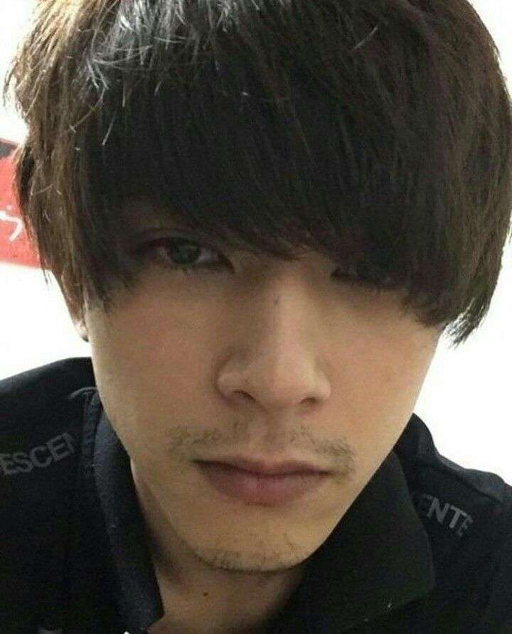 男性芸能人の髭、似合ってたら+ボタンを押すトピPart7