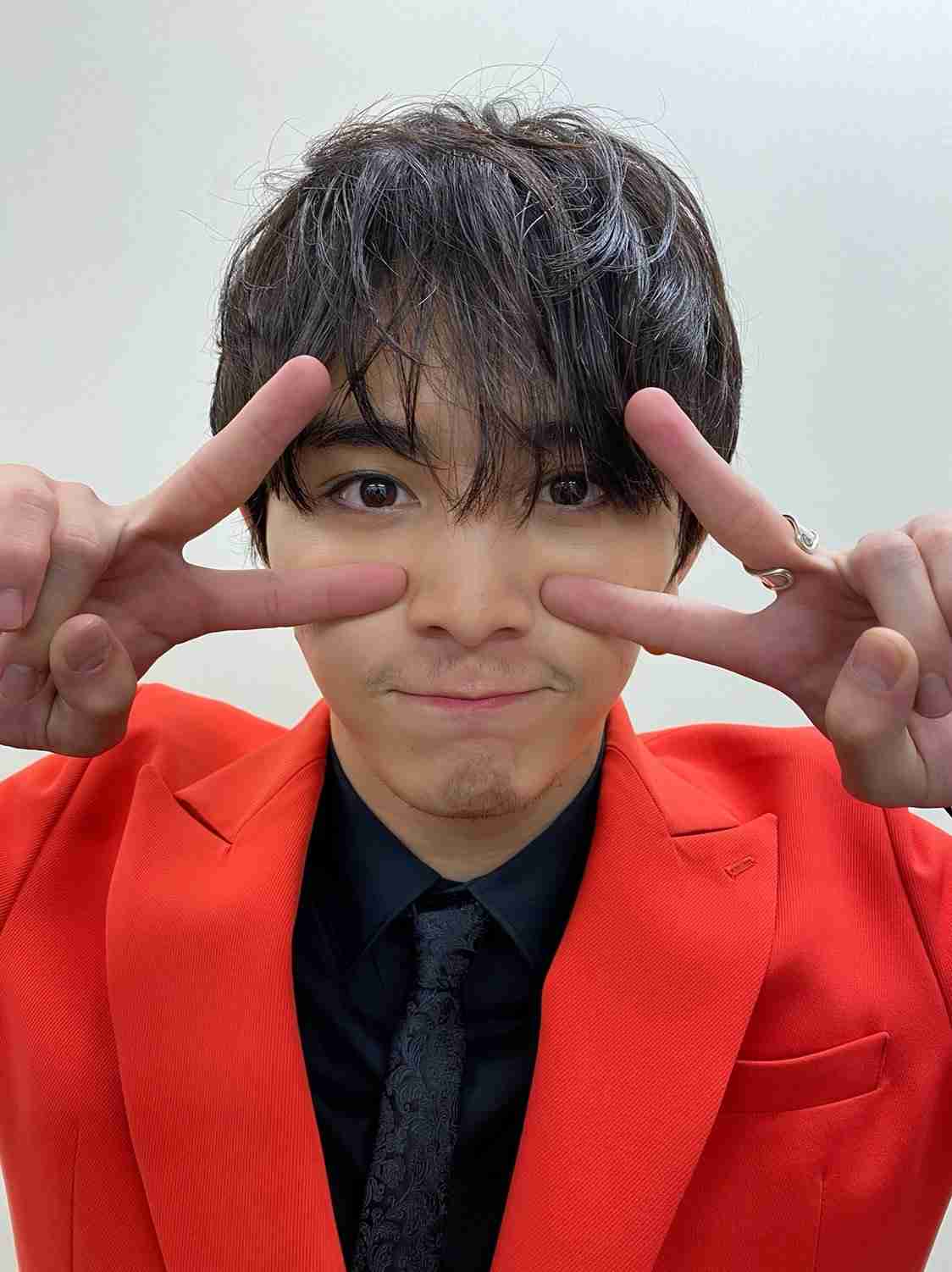 男性芸能人の髭、似合ってたら+ボタンを押すトピPart7