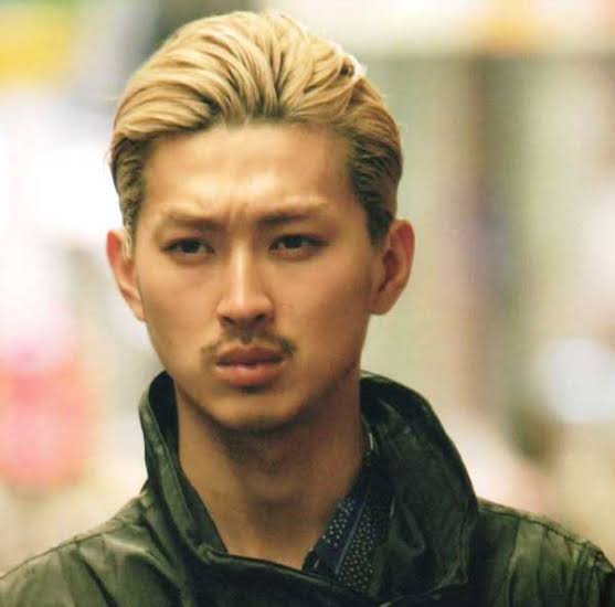 男性芸能人の髭、似合ってたら+ボタンを押すトピPart7