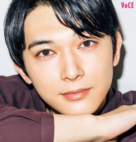 肌が綺麗な男性芸能人が見たい