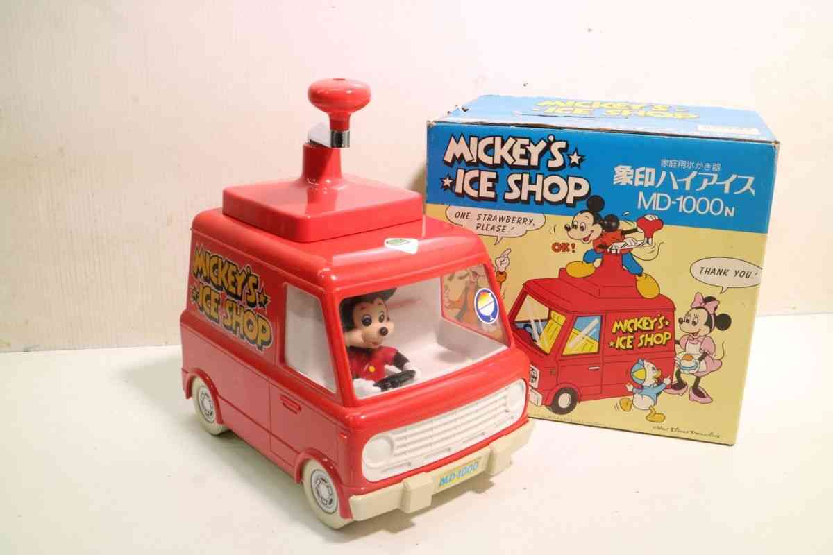 かき氷ではなくてかき氷器のトピ