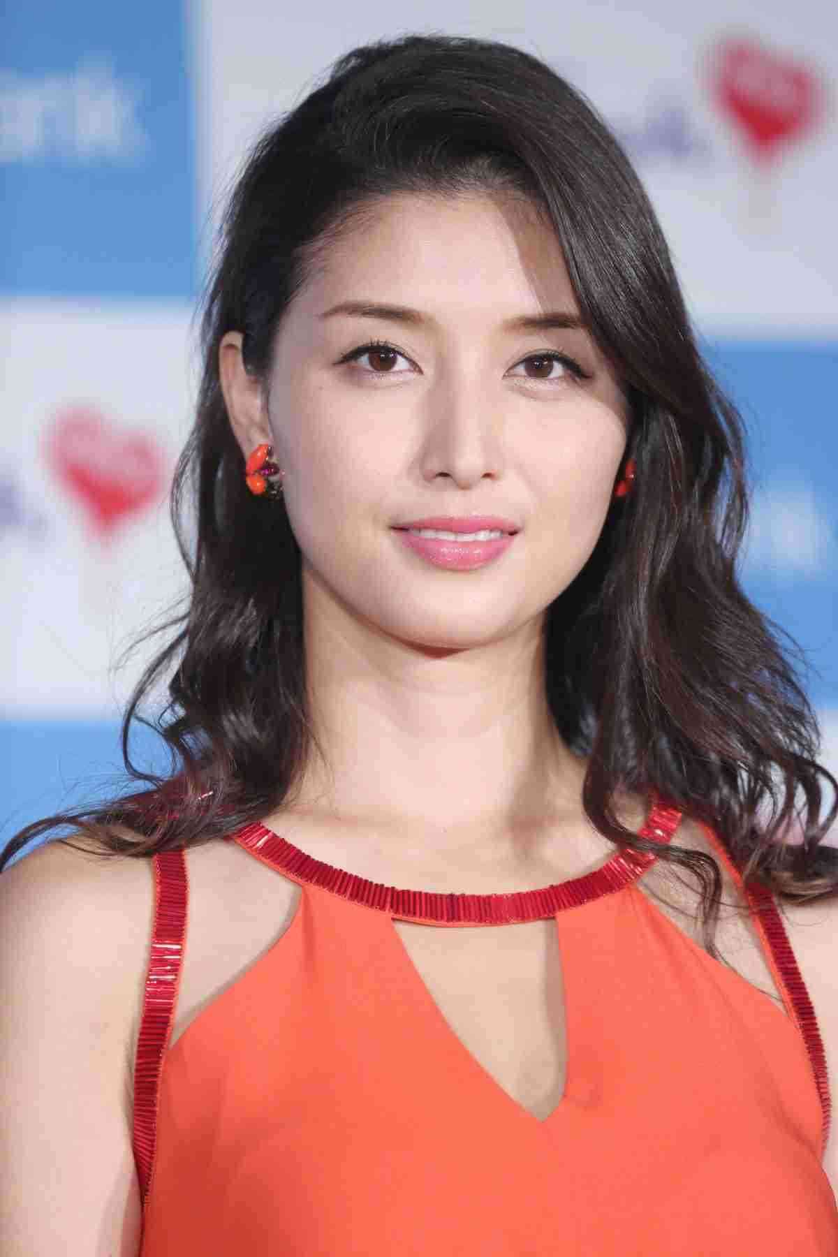 橋本マナミ「ディープキスが普通だと」ドラマのキスシーンで勘違い、毎回舌を入れていたと暴露