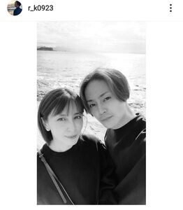 木村了 「ちょっとお出かけ」妻・奥菜恵との久々ツーショットに「ステキなご夫婦」「今日も似てますね」