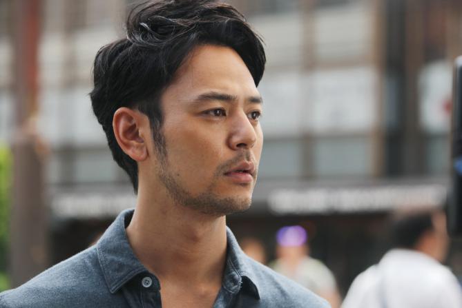 妻夫木聡、兄との仲良し2ショット公開「横顔そっくり」「素敵な兄弟」の声