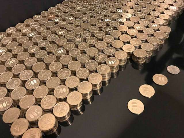 藤木直人、総重量「16キロ」超え! コツコツ続けた「500円玉貯金」の金額は…。
