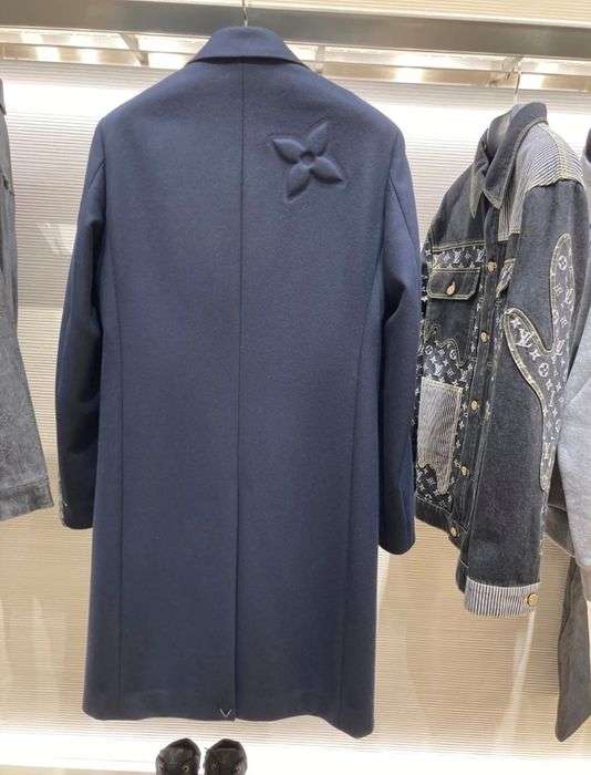他人の一言で着なくなった服ありますか？