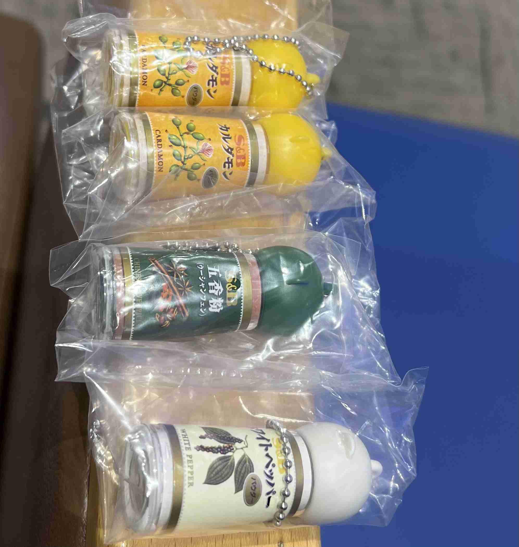 最近ガチャガチャで手に入れたもの見せてください