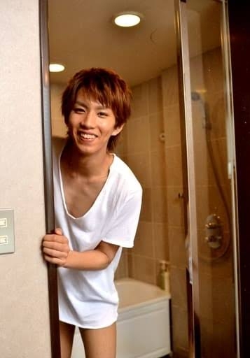 はじめしゃちょー、紫髪にイメチェン　「かっこよすぎ」「好青年」「めちゃくちゃ若返ってるぅ！」