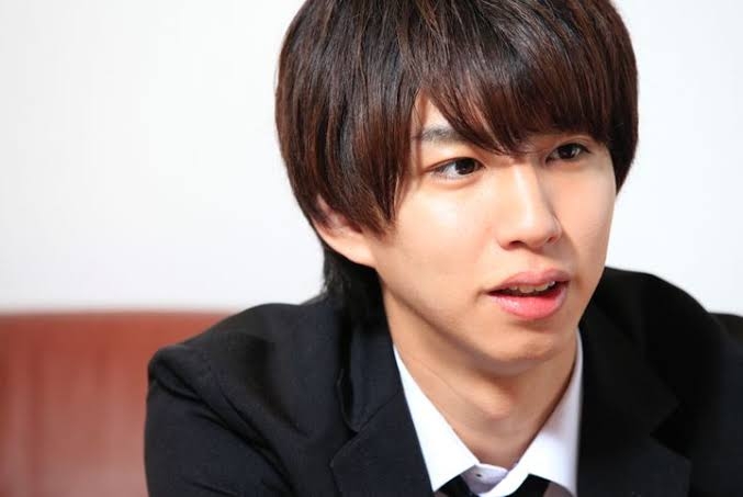 はじめしゃちょー、紫髪にイメチェン　「かっこよすぎ」「好青年」「めちゃくちゃ若返ってるぅ！」