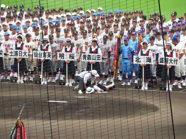夏の甲子園で選手の熱中症多発 猛暑問題放置は「高野連の改革アレルギー」と識者バッサリ