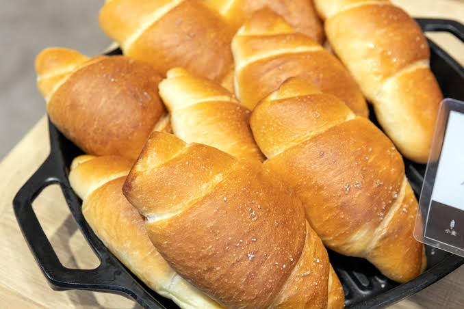 美味しいパン屋を教えてください！