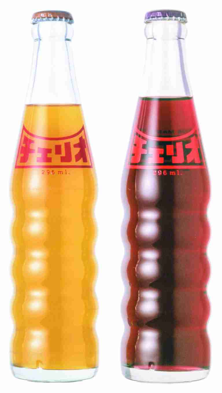 ポカリのリターナブル瓶発売で思い出す…懐かしの「ソフトドリンク瓶」大集合！