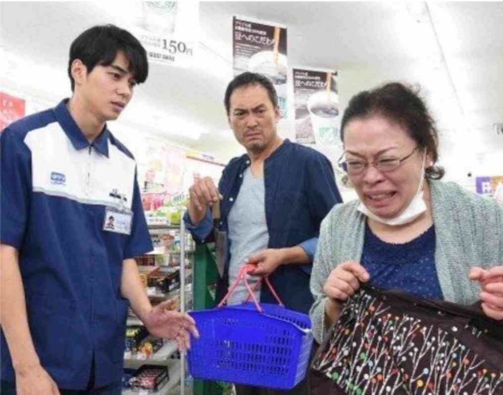 杏、子どもと犬とフランス移住を宣言 父・渡辺謙との初共演動画で発表 日本と2拠点で女優活動