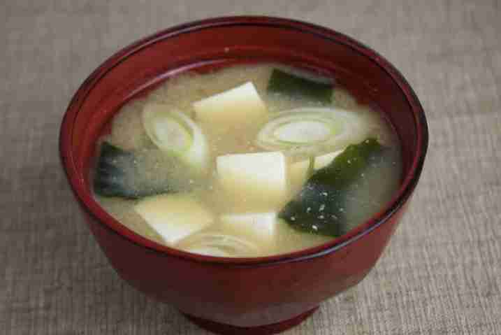 熱中症対策　水分補給は大切だけど「ペットボトル症候群」には要注意　意識障害を起こすことも