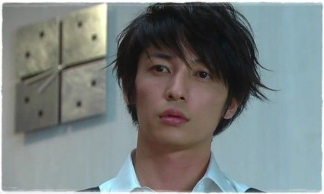 二次元と三次元のイケメンを交互に貼っていくトピ part5