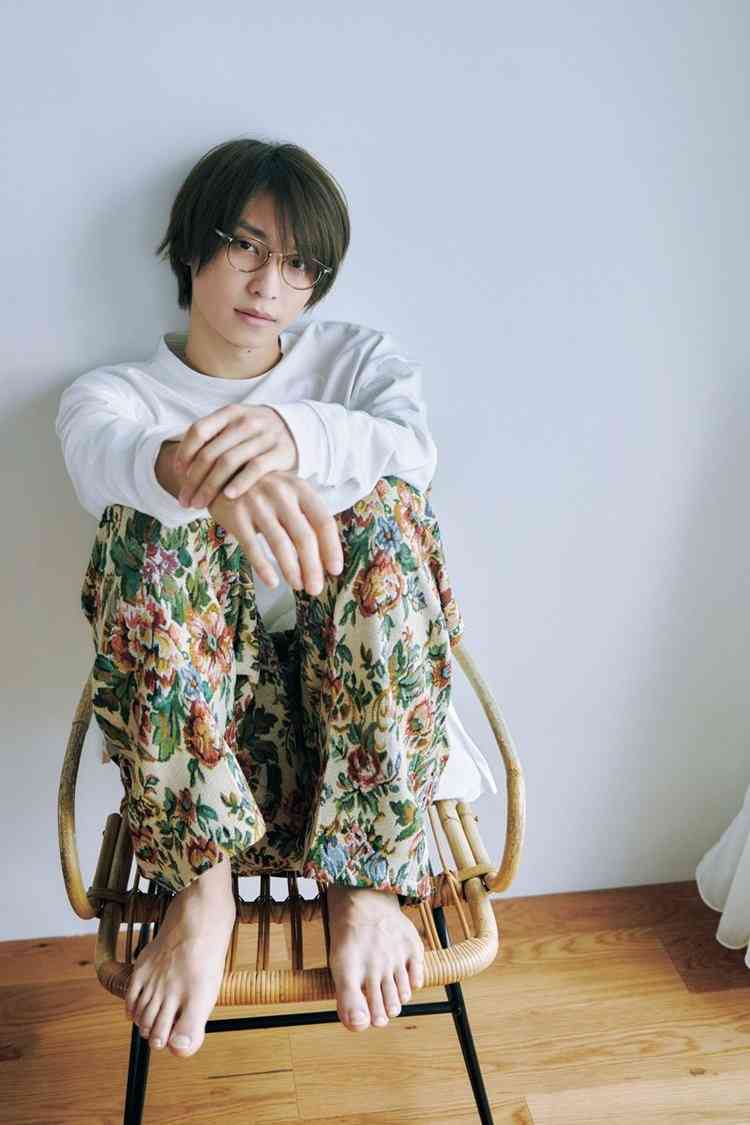 二次元と三次元のイケメンを交互に貼っていくトピ part5