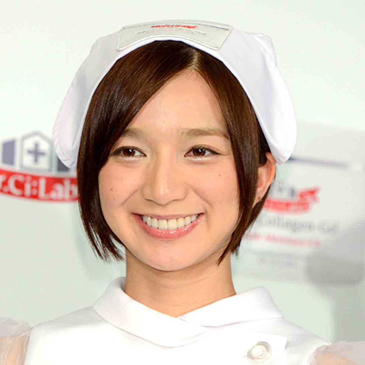 芹那 ギャル 37歳の芹那、“違和感なし”のミニスカ制服姿に衝撃 本家直伝ガングロギャルメイクにも挑戦 | ガールズちゃんねる - Girls Channel -