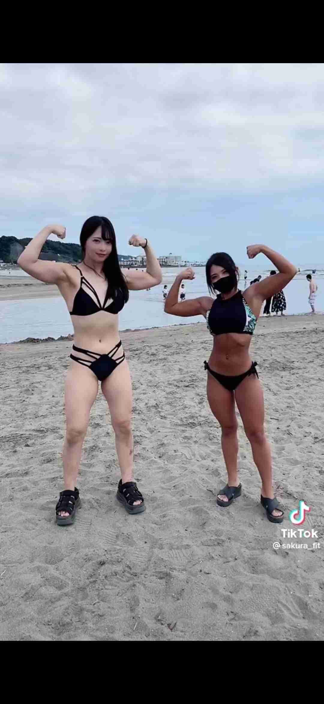 体形隠せる、着替えやすい…。「ジェンダーレス水着」通販でも好調